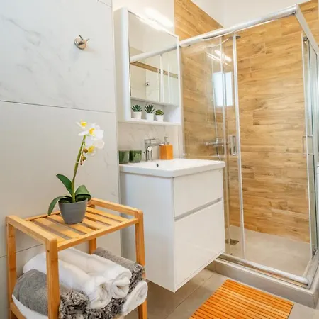Appartement Ethra B *